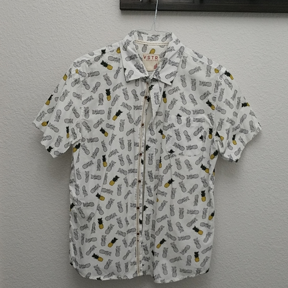 Men's VSTR Pineapple shirt